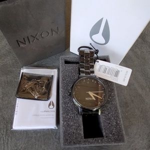 Nixon watch